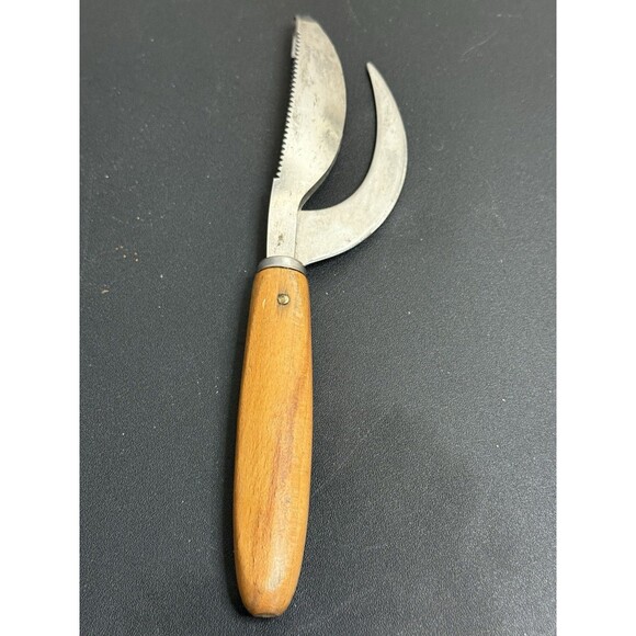 Vintage Fish Scaler Wood Handle Stainless - Picture 4 of 4